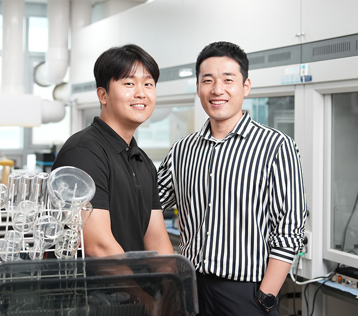 SAINT faculty Prof. Seongpil An research team with Highly-sensitive flexible and transparent piezoelectric nanogenerator