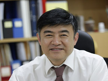Professor Suil Pae wins the 54th Maekyung Economist Award