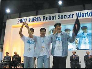 2002 로봇축구대회 우승